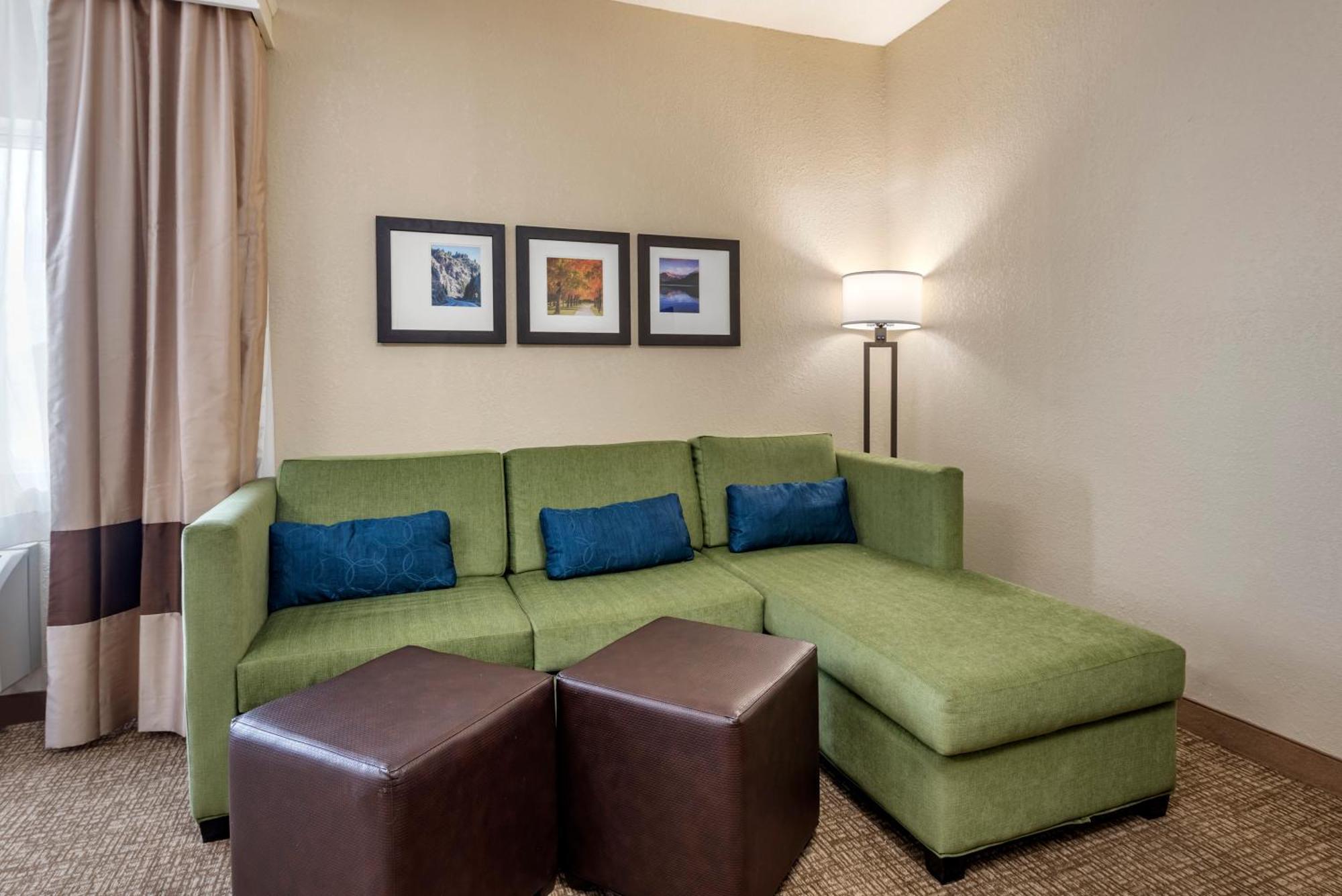Comfort Inn&Suites Pueblo Eksteriør bilde