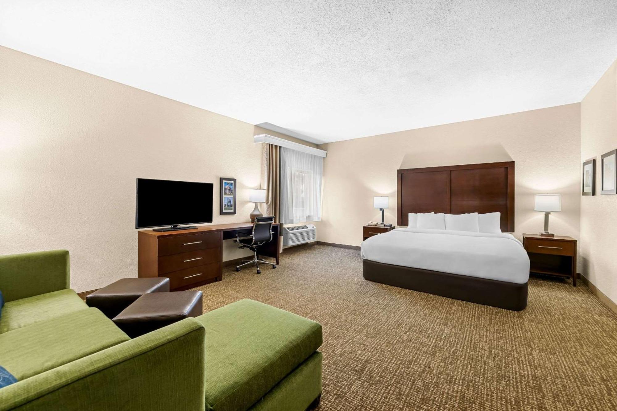 Comfort Inn&Suites Pueblo Eksteriør bilde