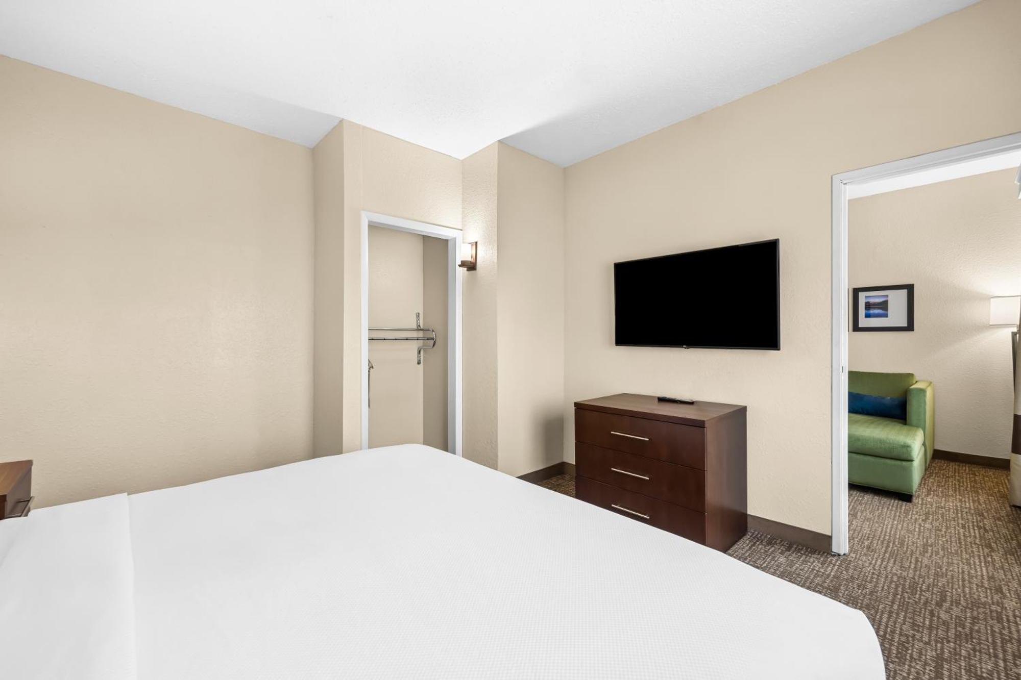 Comfort Inn&Suites Pueblo Eksteriør bilde