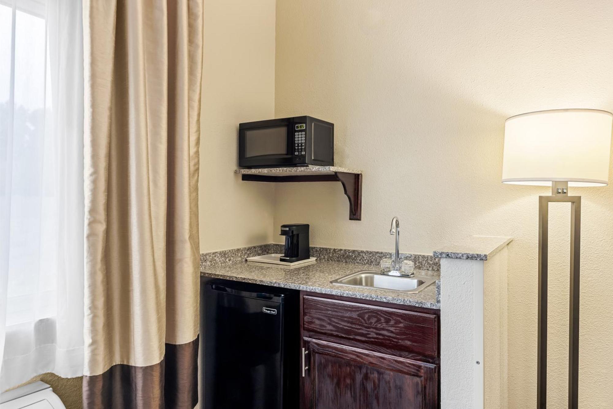 Comfort Inn&Suites Pueblo Eksteriør bilde