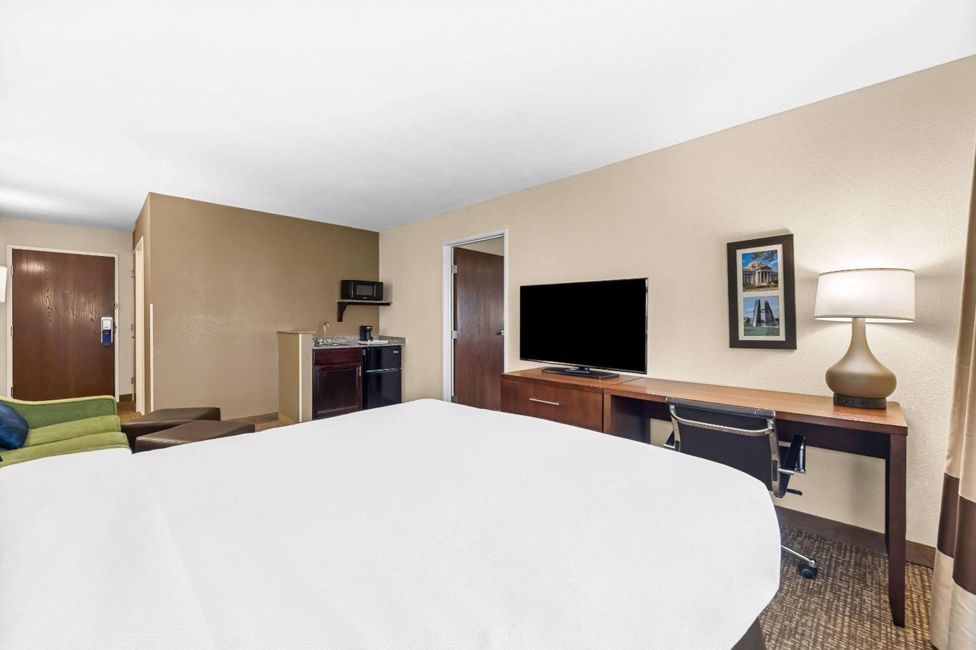Comfort Inn&Suites Pueblo Eksteriør bilde