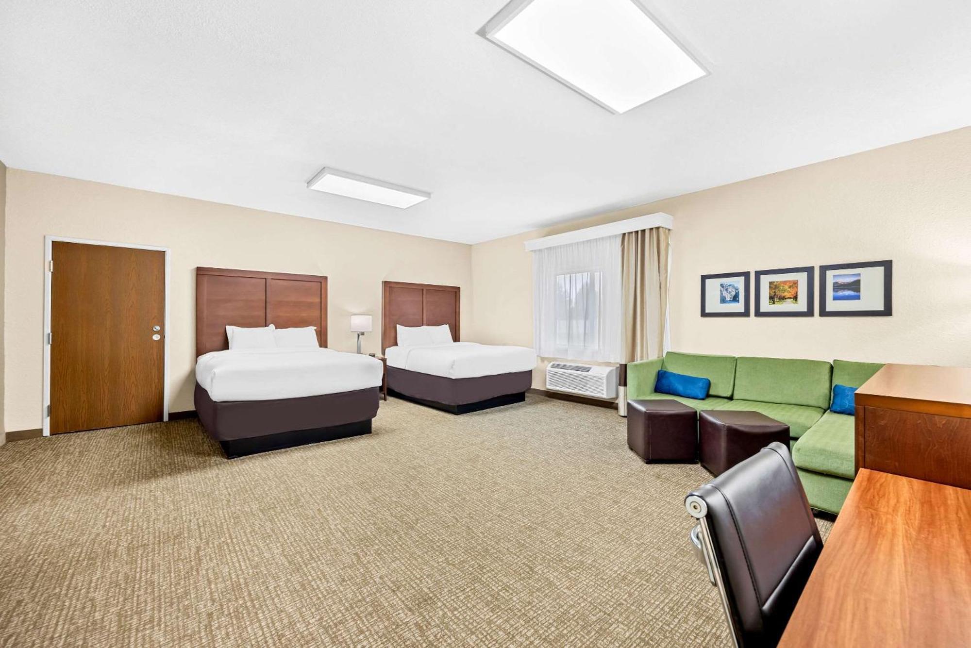 Comfort Inn&Suites Pueblo Eksteriør bilde