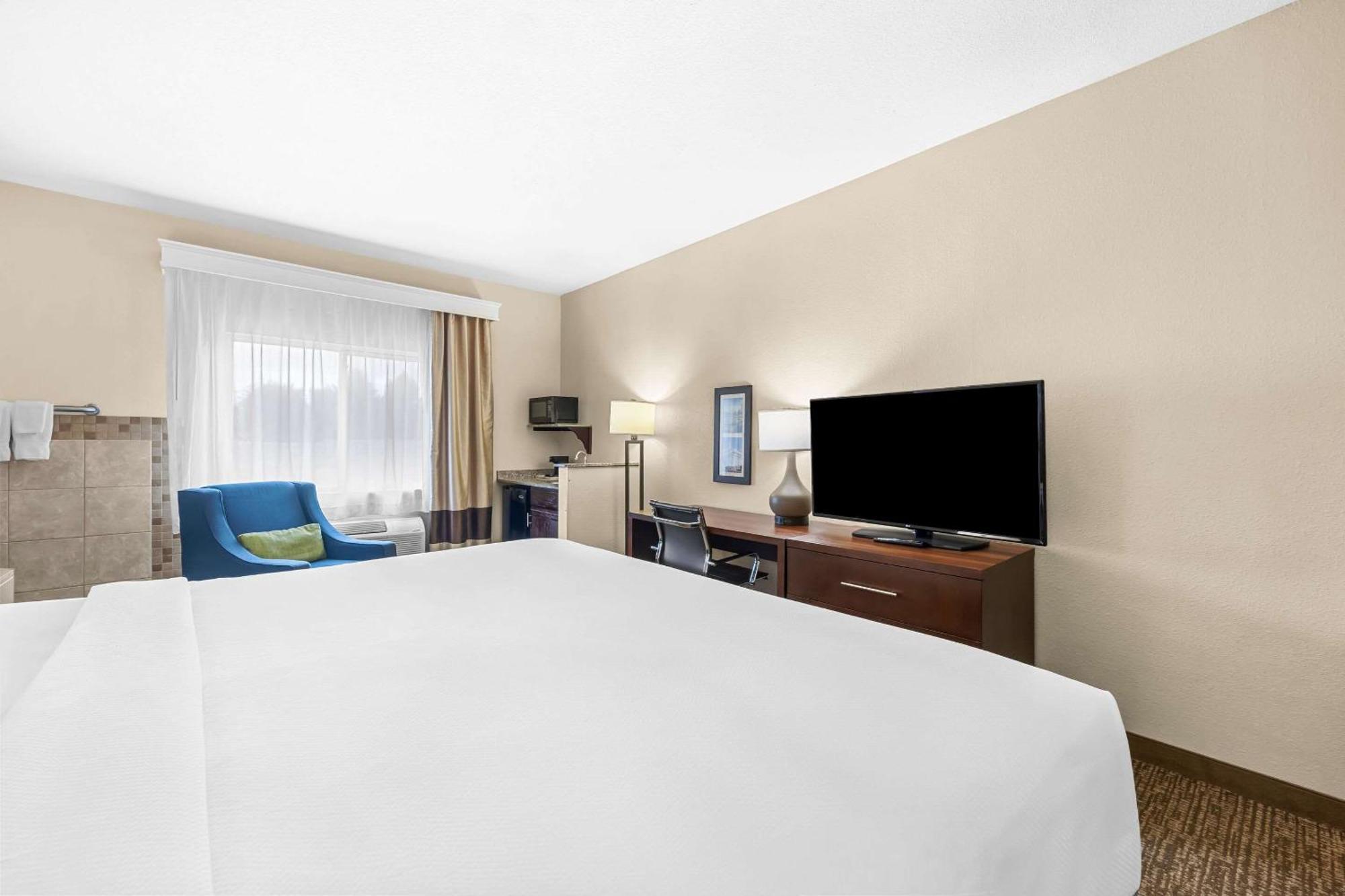 Comfort Inn&Suites Pueblo Eksteriør bilde