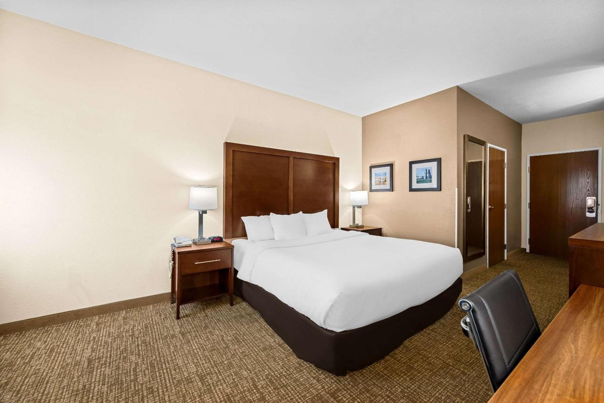 Comfort Inn&Suites Pueblo Eksteriør bilde